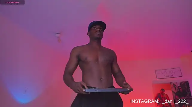 Ethantravis22