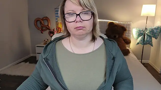 BonnnyBoobsy live cam preview