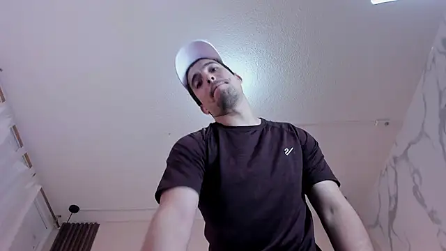 tanner-hard_