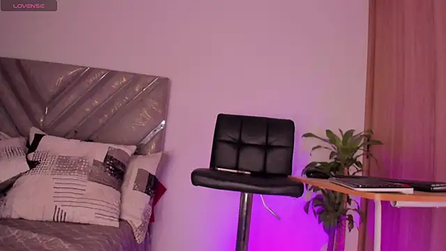 Michell_Whitexx