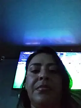 LUNAGREEN_1 live cam preview