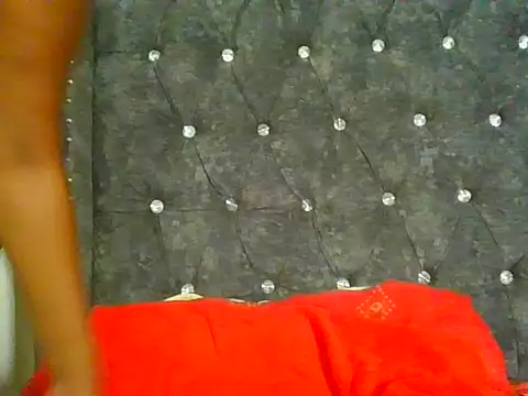 Brown_couchie
