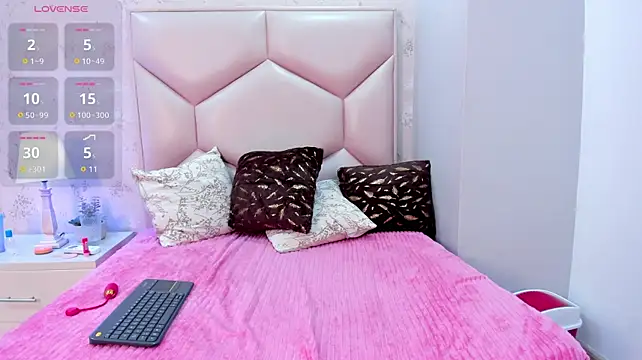 Saray_Sykes webcam