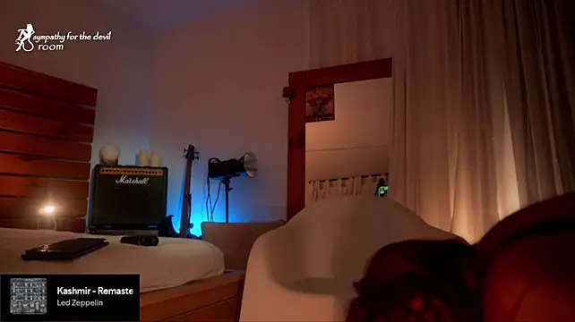 Sympathy_for_the_devil live cam preview