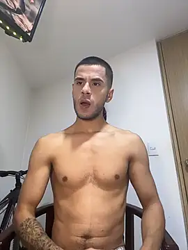 Austin0613__ live cam on StripChat