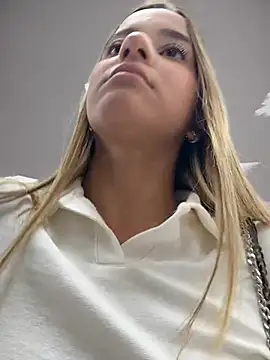 Webcam en directo de la chica missbella_