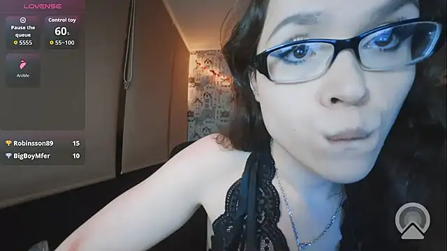 Модель: RachelSav