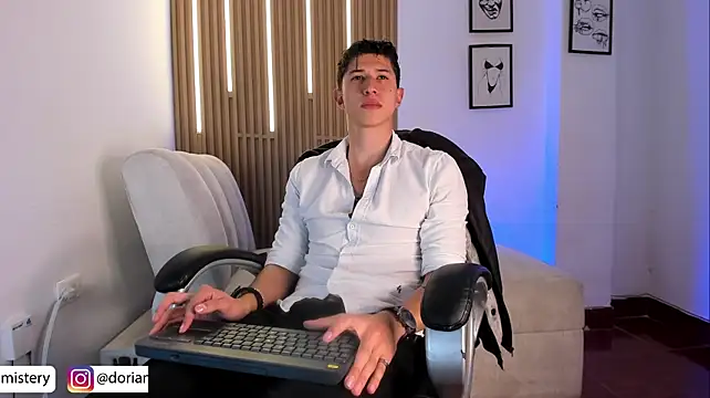 Dorianmistery2322_ webcam