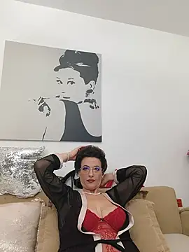 RebeccaNoble live cam on StripChat