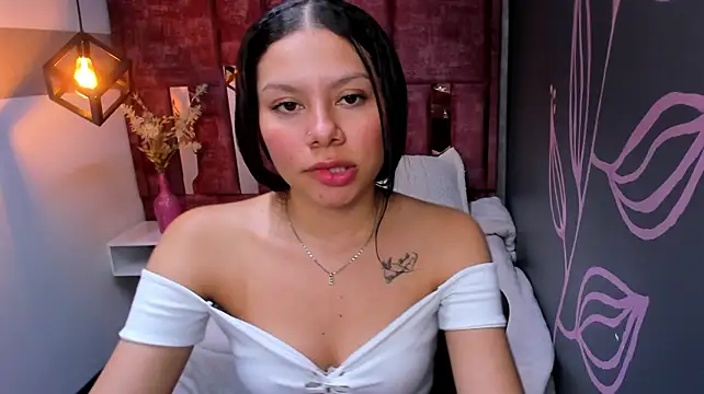 Maya_Fox__ webcam