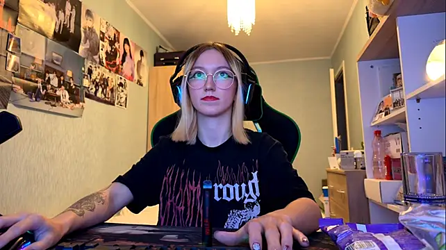 SoniaKotts webcam