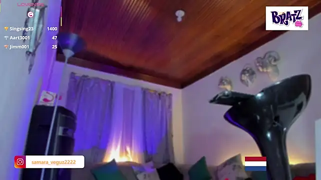samara_veguz222 webcam