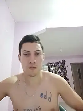 Carlitos7381 webcam