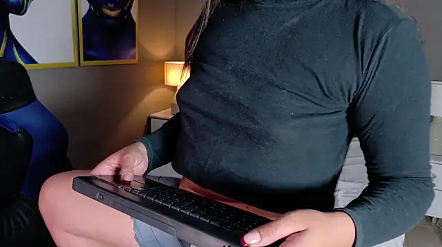 GabyQueens webcam