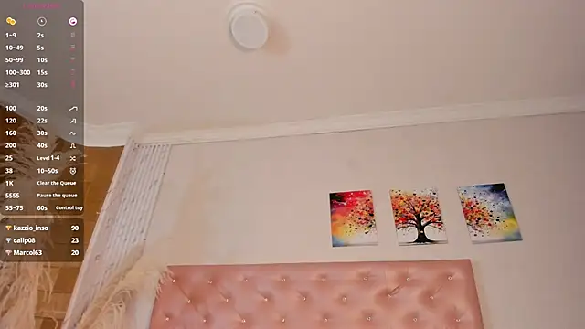 ChiaraMoretti webcam