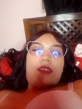 Tifhany_Sex live cam on StripChat