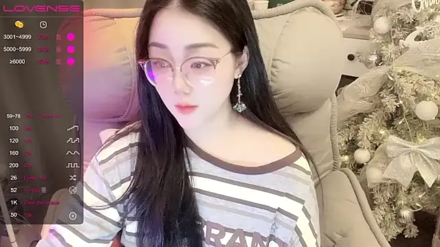 Monica-666888- webcam