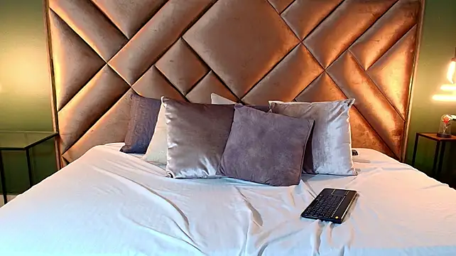 Rache_Roth webcam