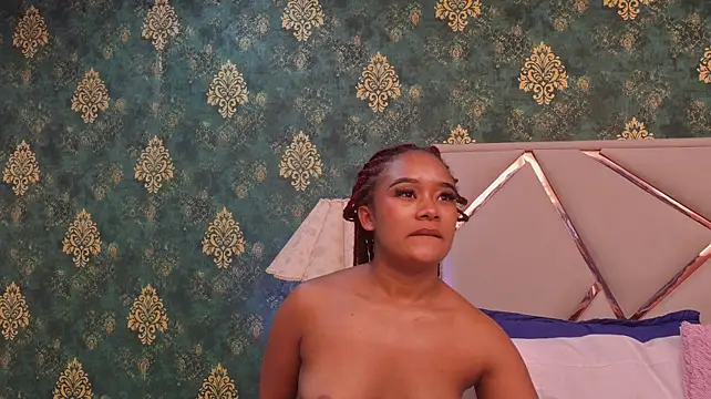 Kailani_Moani webcam