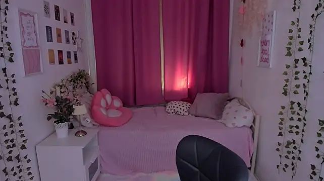 Ariadna_Shy