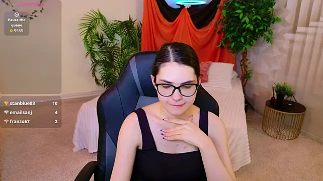 Sindell_cryell live cam on StripChat