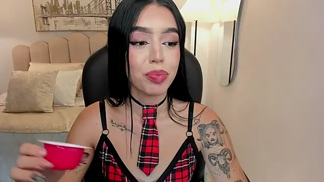 zoee_jackson live cam on StripChat