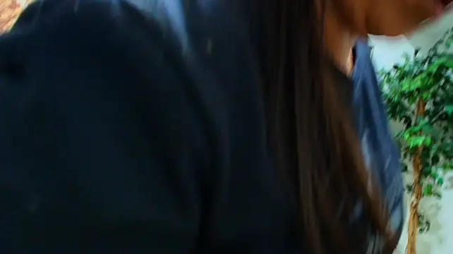 Sara_BigAss- live cam preview