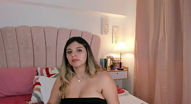 MiiaGreys