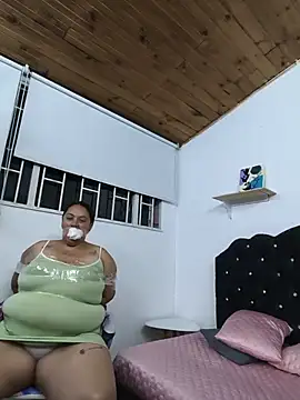 lindseyBBW live cam preview