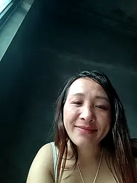 Angelina-Luxxy webcam