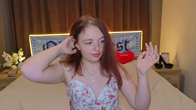 MelodiLady live cam on StripChat
