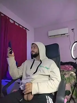BadboyX333 webcam