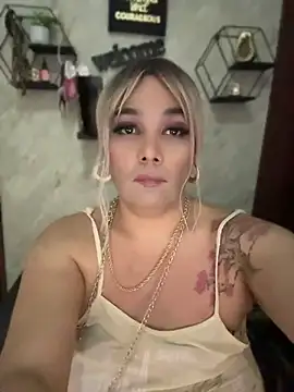 DirtyKhloy webcam
