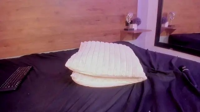 SANNAYA_HOT webcam