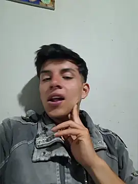 ZaneHoward live cam on StripChat