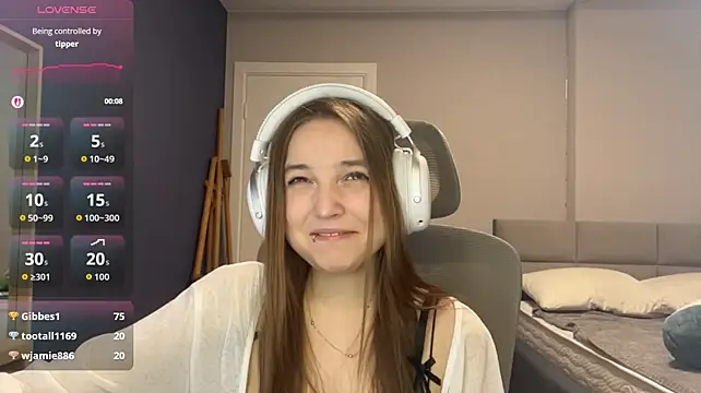 LunaBunny666 webcam