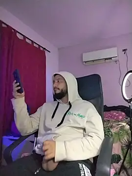 BadboyX333 webcam