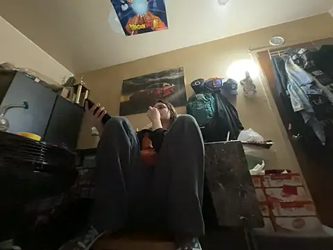 Snowbunnycake_131 webcam