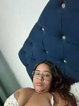 CurlyGirl_1 webcam