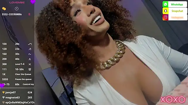 Molly_McQueen webcam