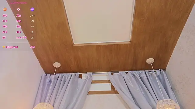 Suzannebloom webcam