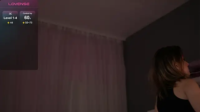ElanaSandy webcam