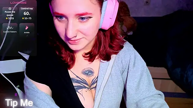 Mini_Lady1 webcam