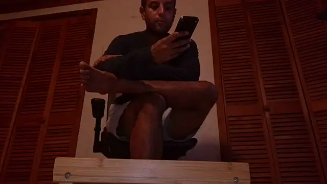 cashmasterzobistone webcam