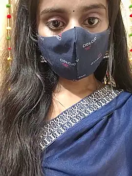 Aanya_hotty