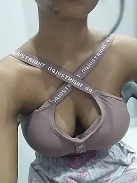 sexy_muskan89