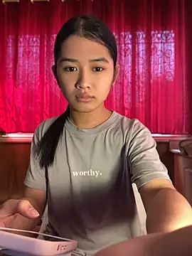 hugecock_molly live sex cam