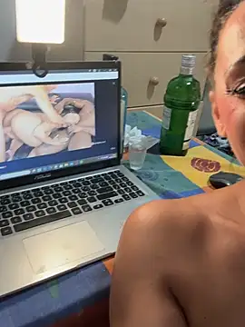 AthenaStar live cam preview