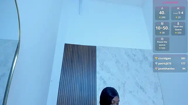 Mistt_Mia