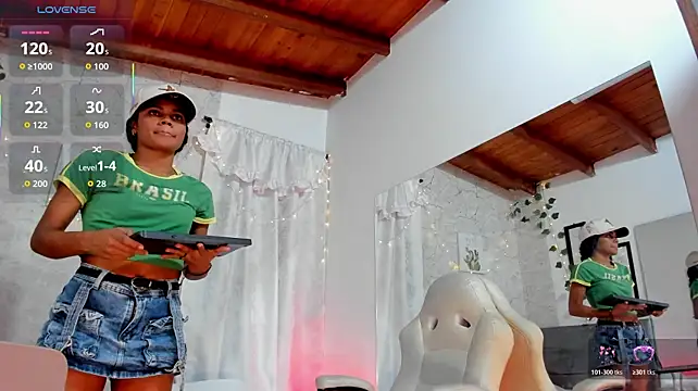 valerie_curls